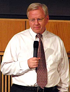 Steven Jones during a lecture